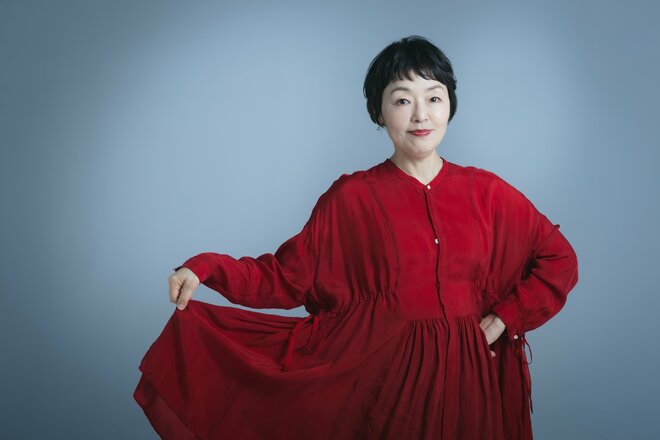 小林聡美　撮影／有坂政晴　ヘアメイク／磯嶋メグミ　スタイリスト／藤谷のりこ（6/10）