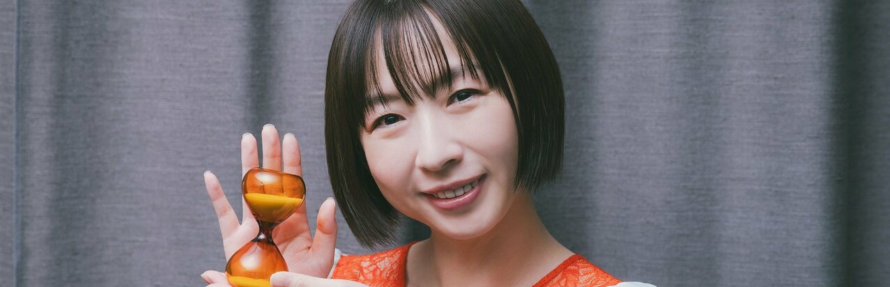 酒井若菜 13年ぶり写真集で「今回は我慢（笑）」タイトル『ぴこぴこ。』に込められた意外な思い}