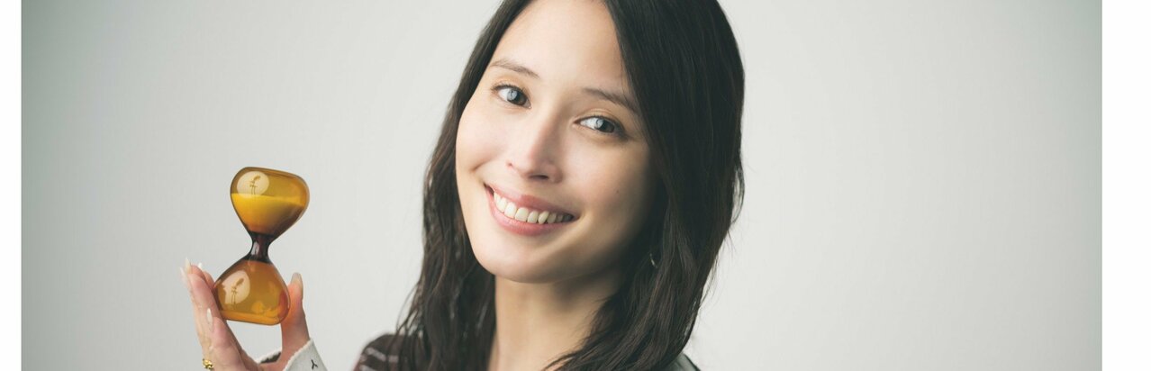 広瀬アリス「体も心も追いつかなくなっちゃって」予期せぬ心身の変化で見つけた“自分だけの歩幅”}