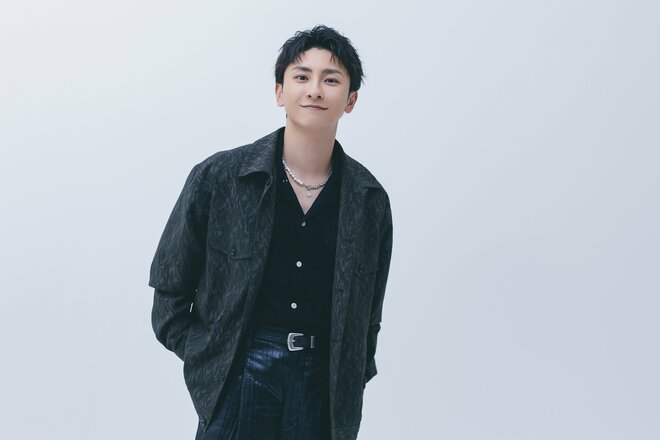 與真司郎　撮影／有坂政晴（4/10）