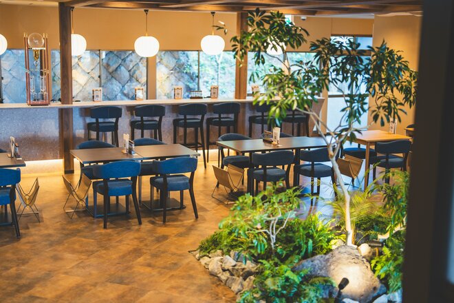 カフェ部分リフォーム後　写真／事務所提供（4/20）