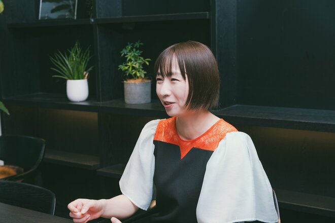 酒井若菜　撮影／有坂政晴（8/10）
