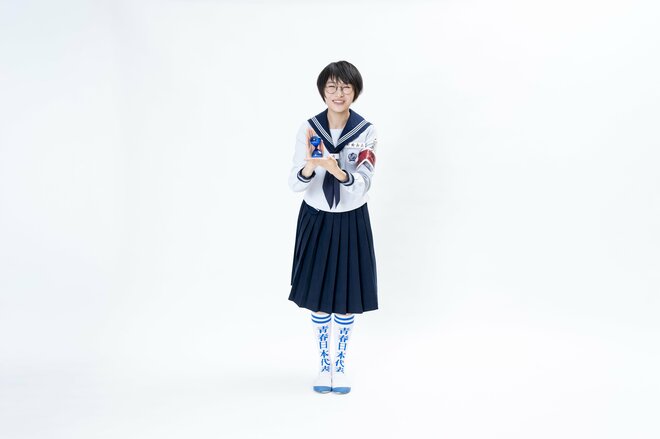 SUZUKA（新しい学校のリーダーズ）　撮影／三浦龍司（8/8）