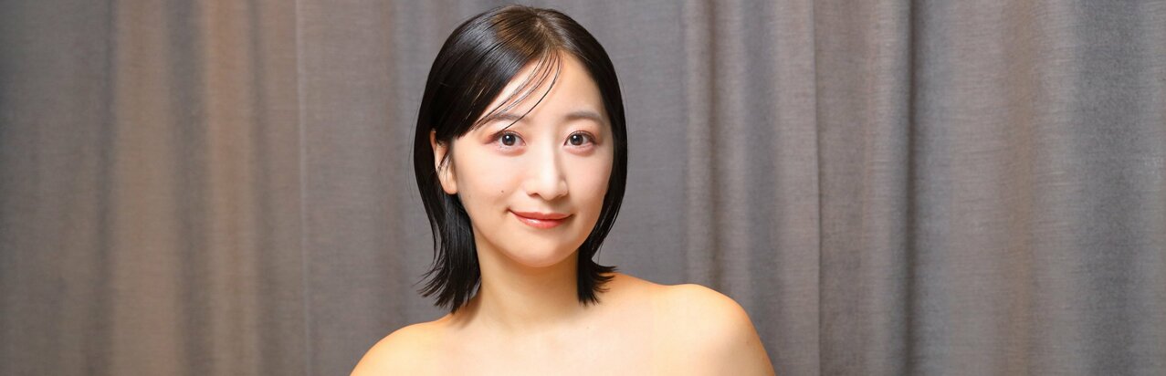 ｢絶対に詐欺やと思った｣グラビア超新星・榎原依那デビューのきっかけ、上京2日目のスカウトDMと追いDM｢マネージャーは“賭けに当たった！俺ってすごい！”｣}