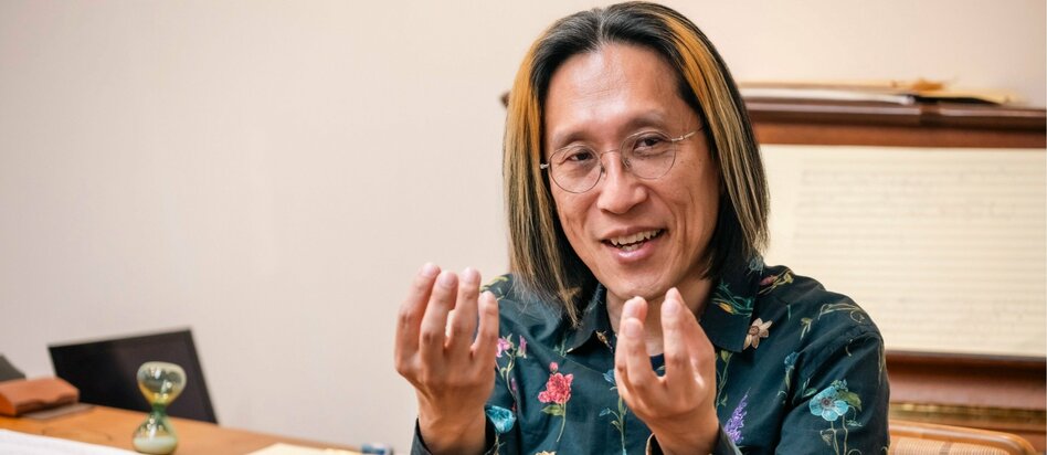 宮川彬良、マツケンサンバIIの大ブームは「話ができすぎてるなと（笑）」曲が評価される理由は「クラシックの基礎から学んで…」}