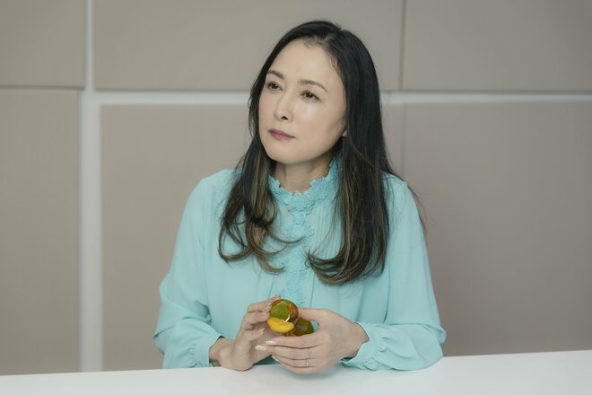 国生さゆり　撮影／有坂政晴　メイク／島田真理子　ヘア／masato　スタイリング／富田育子（10/10）