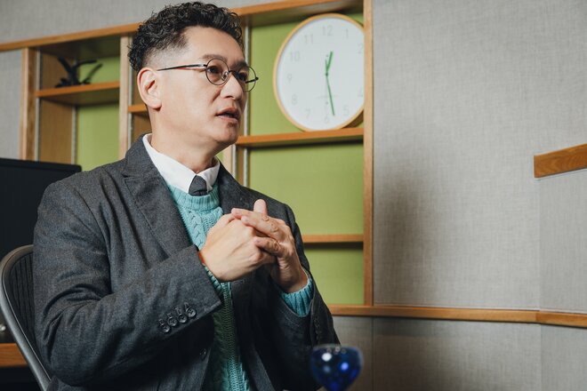 井浦新　撮影／有坂政晴（9/10）