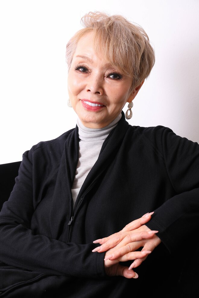 研ナオコ　撮影／河村正和（4/5）