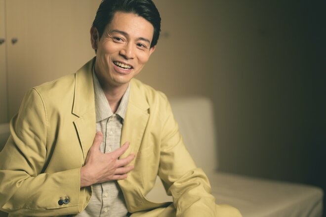 吉沢悠　撮影／冨田望（5/11）