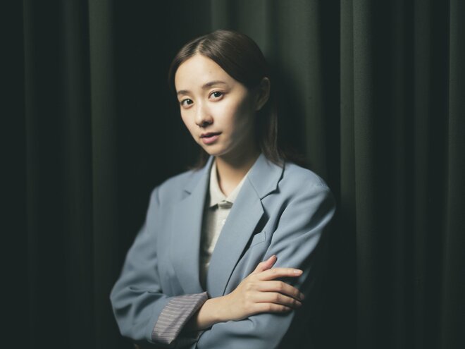 堀田真由　撮影／冨田望（1/5）