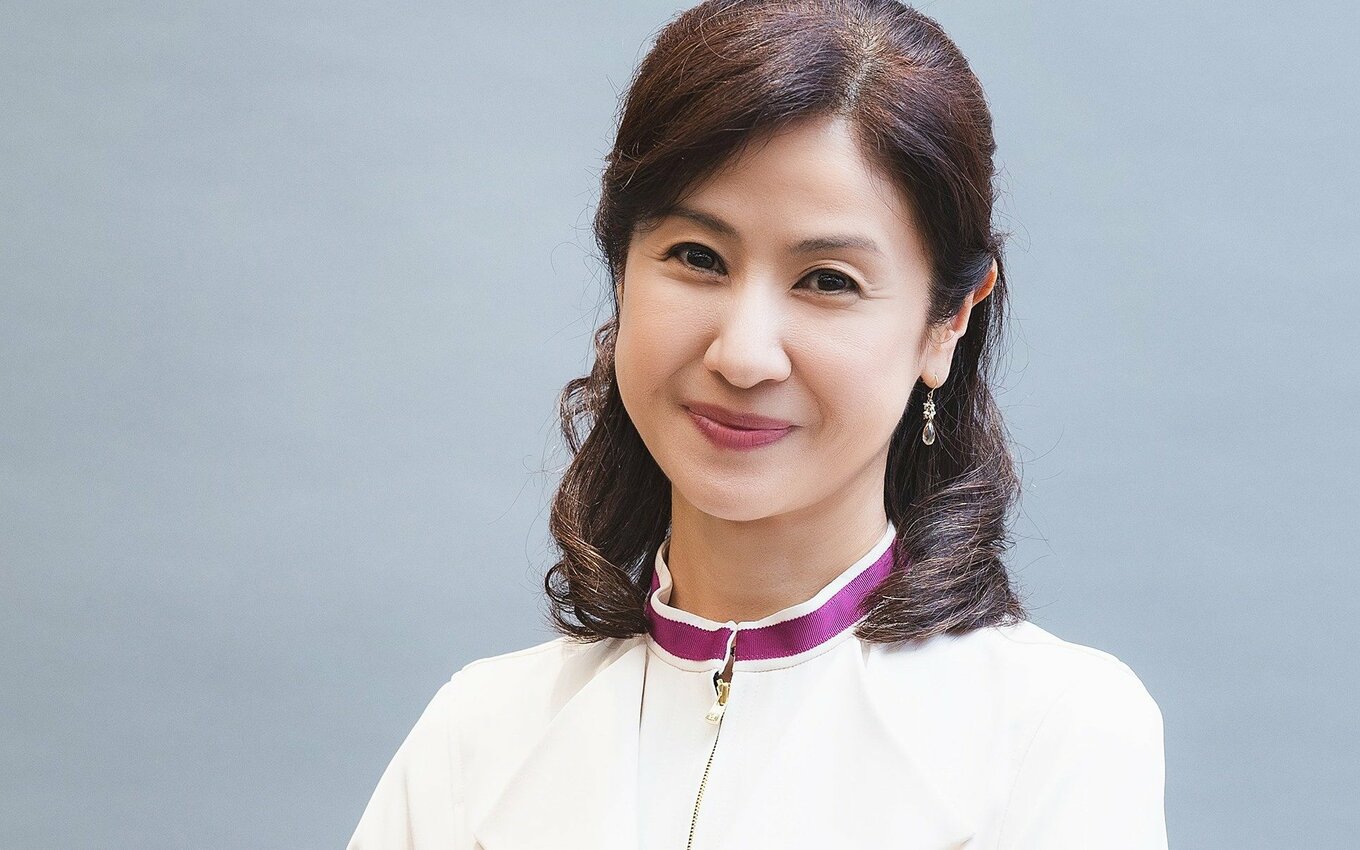 小林 綾子