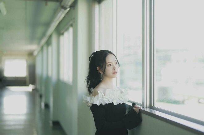 堀未央奈　撮影／冨田望（8/9）