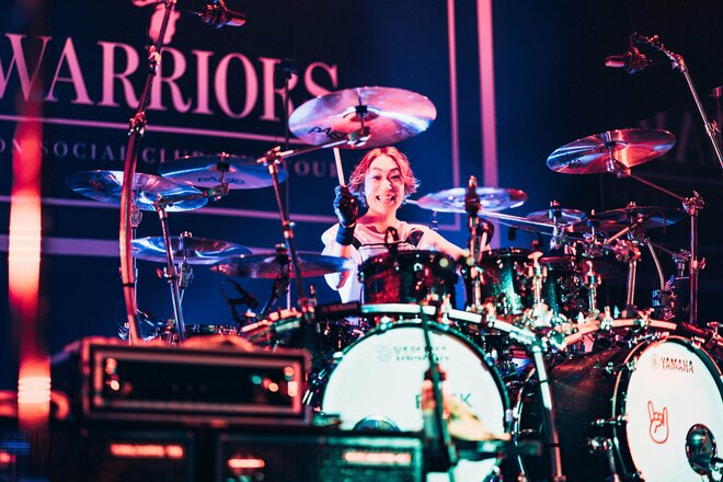 （C）TOKYO RECORDS（10/12）