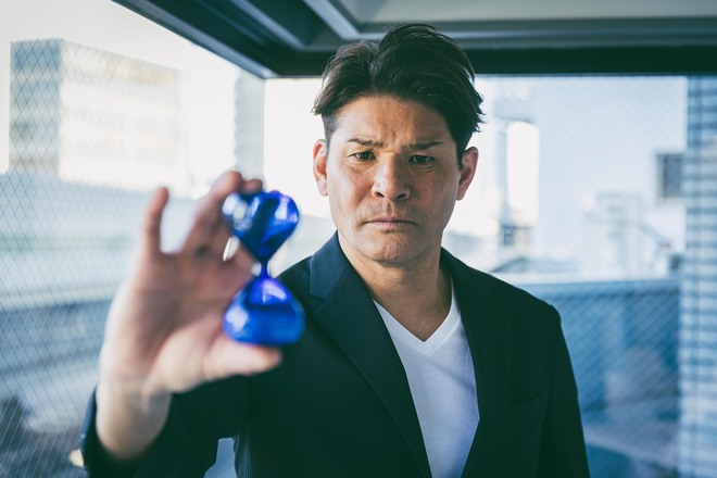 照英　撮影／有坂政晴（8/13）