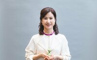 小林綾子、98歳現役プロデューサーの石井ふく子との出会いは小学5年生のとき。「私の今日があるのは先生のおかげ」