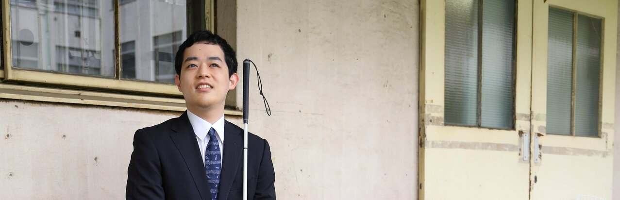 盲目のピン芸人・濱田祐太郎「テレビに出ることを諦めたくない」昨年放送のバラエティ番組が2025年日本民間放送連盟賞で最優秀賞を受賞}