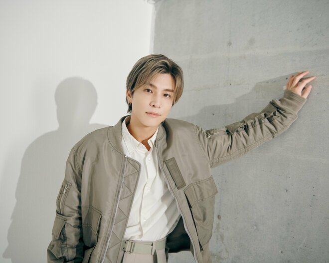 岩田剛典　撮影／北浦敦子　ヘアメイク／下川真矢　スタイリスト／渡辺康裕（3/7）