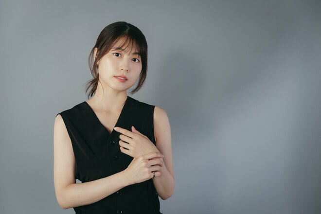 有村架純　撮影／有坂政晴　ヘアメイク／新山いずみ　スタイリング／瀬川結美子（1/9）