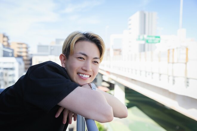 綱啓永　撮影／有坂政晴（2/10）