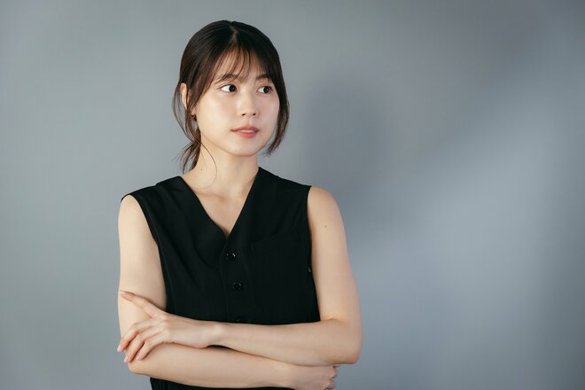 有村架純　撮影／有坂政晴　ヘアメイク／新山いずみ　スタイリング／瀬川結美子（5/9）