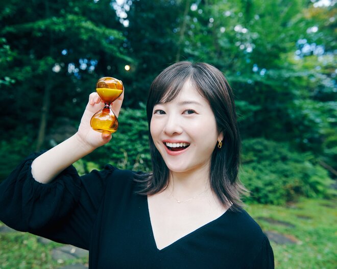 吉高由里子　撮影／北浦敦子　ヘアメイク／RYO（TRON）スタイリスト／有本祐輔（7回の裏）（2/10）