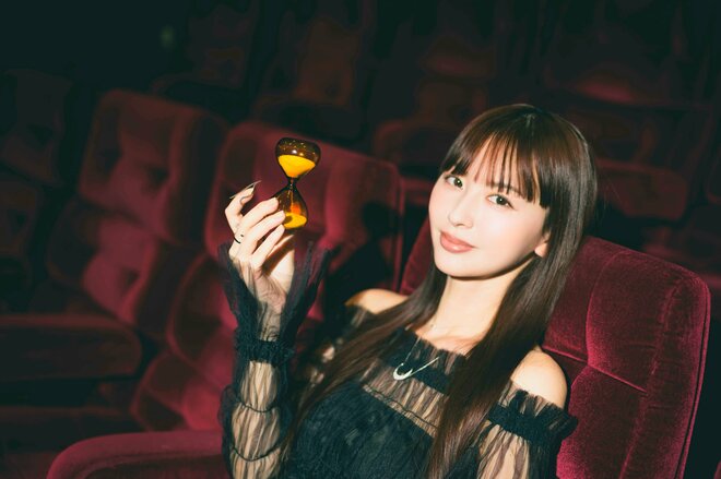 鈴木えみ　撮影／冨田望（2/10）