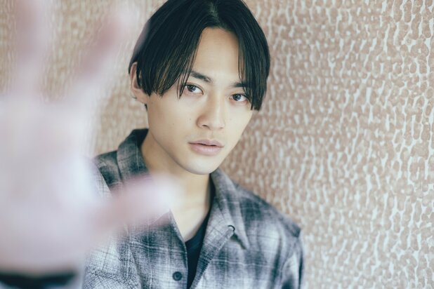 青山学院大学野球部出身の中山翔貴「父の出演していたテレビ番組は、あまり見ていないんです」芸能界入りして知った父・中山秀征の偉大さ}
