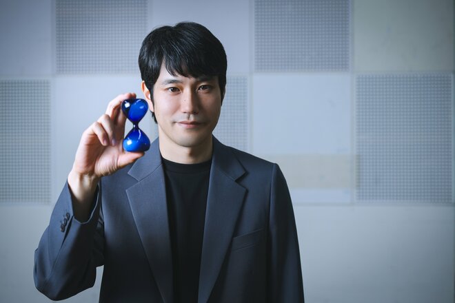 松山ケンイチ　撮影／有坂政晴　ヘアメイク／勇見勝彦（2/4）