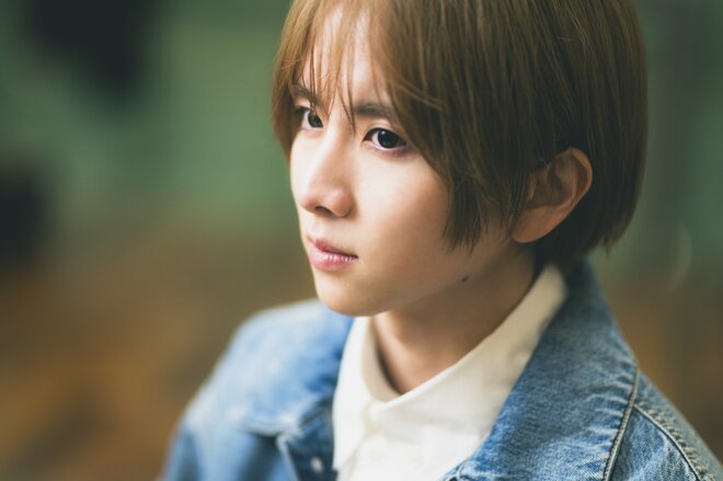 板垣李光人　撮影／冨田望　スタイリスト／五十嵐 堂寿　ヘアメイク／ＫＡＴＯ（ＴＲＯＮ）（2/10）