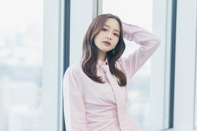 森香澄　撮影／有坂政晴　スタイリスト／コバヤシリョウコ　ヘアメイク／住本彩（3/5）