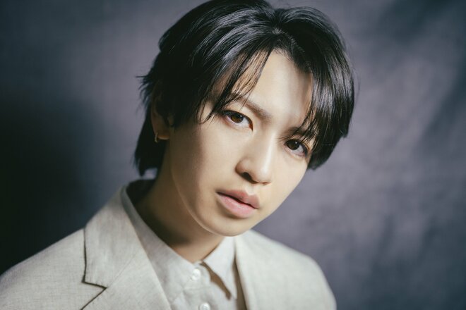 岩橋玄樹　撮影／有坂政晴　ヘアメイク／村澤柚香　スタイリスト／河田威尊（4/10）