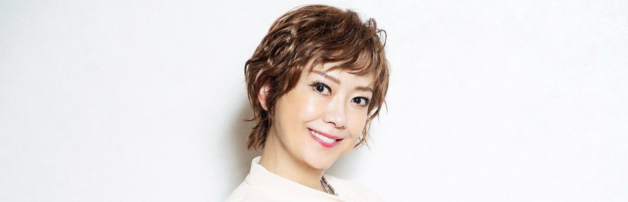 宝塚を退団した姿月あさとが振り返る宙組初代トップの重圧と誇り…同期の天海祐希と過ごした濃密な宝塚時代}