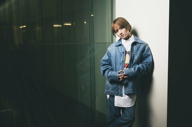 板垣李光人　撮影／冨田望　スタイリスト／五十嵐 堂寿　ヘアメイク／ＫＡＴＯ（ＴＲＯＮ）（8/10）