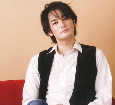 5ページ目) ｢“友達ほしいな”って｣元『純烈』小田井涼平が新人サラリーマン時代にモデルを始めたワケ、退職後に上京『トゥナイト2』の影響もあって歌舞伎町で｢どうしてもやりたかったこと｣｜オリジナル｜インタビューサイト 双葉社 THE CHANGE