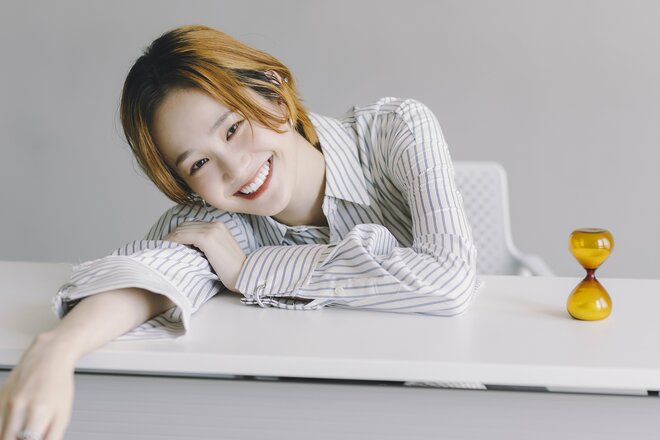 尾碕真花　撮影／有坂政晴（4/10）