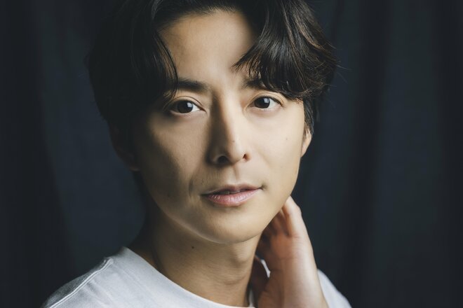 小池徹平　撮影／有坂政晴（4/10）