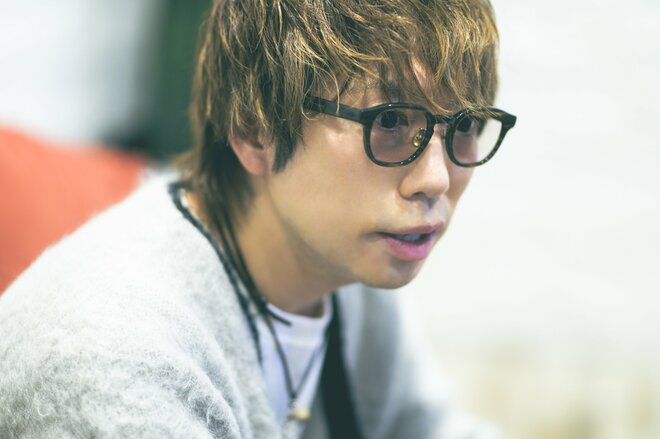 高橋優　撮影／冨田望（4/10）