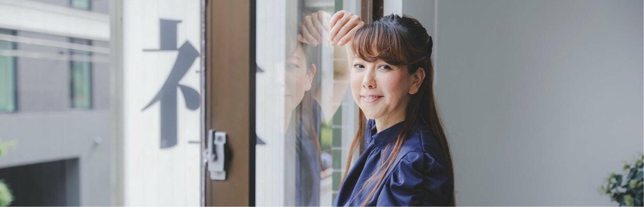 すりガラス1枚の過去最大露出…大原かおりが50歳で22年ぶり写真集『キケンなカオリ』出版の理由と驚きの撮影秘話}