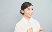波瑠「当時17歳でスマホもなく、マネージャーの同行もなく、一人で地方ロケに」撮休の日にプロデューサーとシネコンで観た『おくりびと』で映画の観方が変化した理由