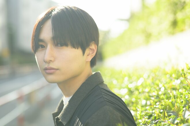 平野宏周　撮影／冨田望　ヘアメイク／菊地倫徳　スタイリスト／鳥羽栞（2/10）
