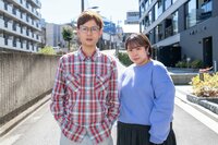 駆け抜けて軽トラ・餅田コシヒカリ、相方の小野島徹に「頭を剃ってもらっていた」円形脱毛症は「肩を組む感じでつき合っています」