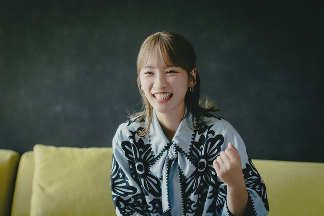 川栄李奈　撮影／有坂政晴（8/10）