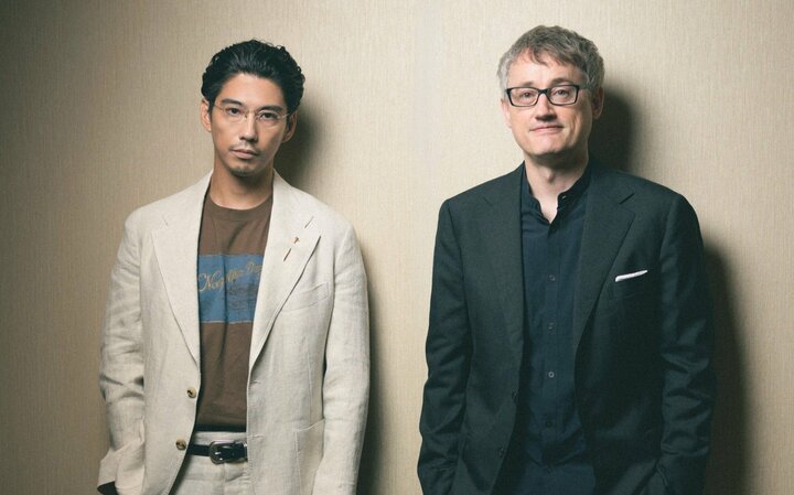 賀来賢人がデイヴ・ボイル監督と振り返る『忍びの家』大ヒットの裏側…結婚や独立を経て辿り着いた現在地「すべてが糧に」 