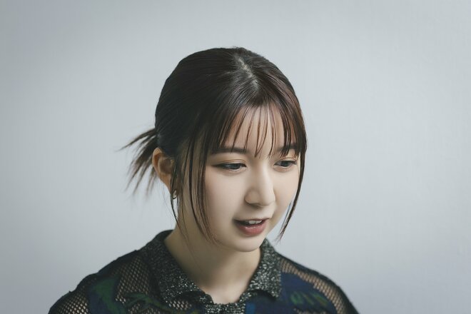 上白石萌歌　撮影／有坂政晴　ヘアメイク／坂本怜加(Allure)　スタイリスト／道端亜未（9/10）