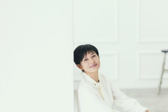 菊川怜　撮影／有坂政晴　ヘアメイク／山田典良　スタイリング／青柳裕美（Azzurro）（8/10）