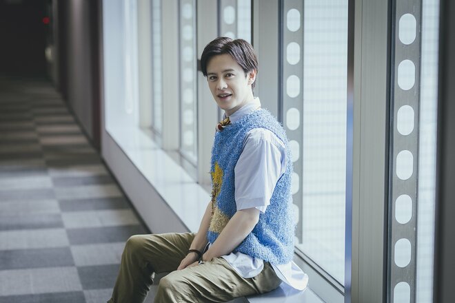 ウエンツ瑛士　撮影／有坂政晴　ヘアメイク／松永香織　スタイリスト／上野真紀（2/10）