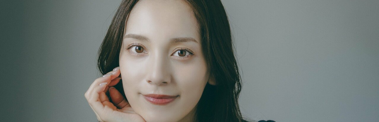 都丸紗也華が明かすデビュー秘話と妹への深い愛情…写真集共演から5年前の激しい姉妹喧嘩の真相まで}