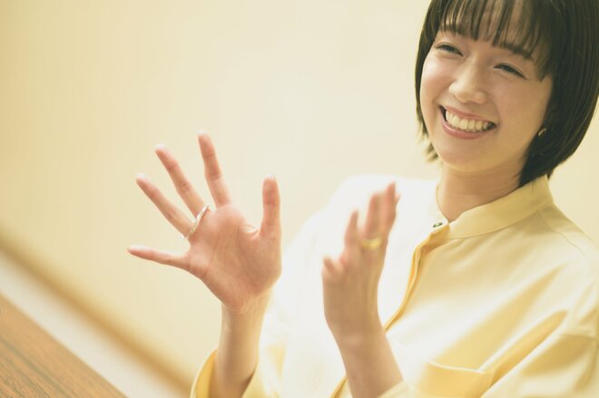 佐藤栞里　撮影／冨田望（12/12）