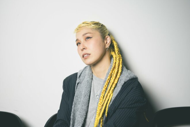 AI　撮影／冨田望　ヘアメイク／小野明美　スタイリスト／後藤則子（9/10）