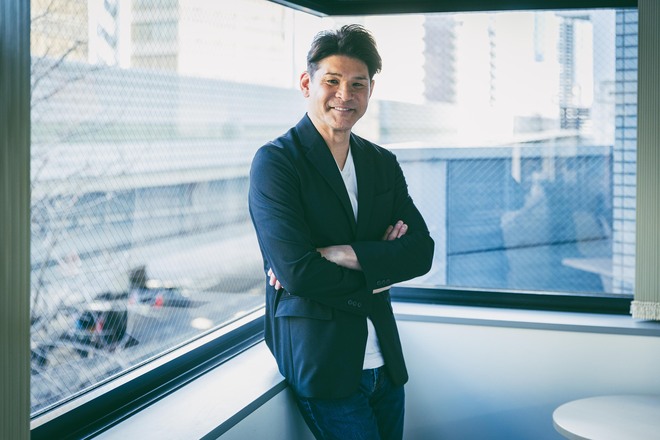 照英　撮影／有坂政晴（10/13）